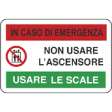 in caso di emergenza non usare ascensore